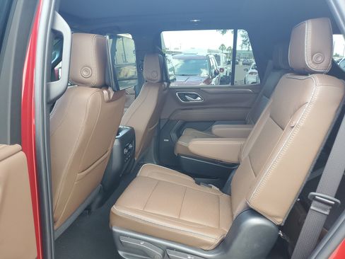 Used 2024 Chevrolet Tahoe High Country w/ Advanced Technology Package AWD/4WD image 14