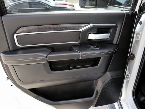 Used 2024 RAM 2500 Big Horn image 18