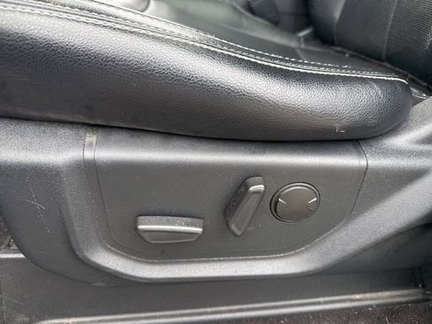 Used 2020 Ford F150 Lariat w/ Equipment Group 502A Luxury image 14