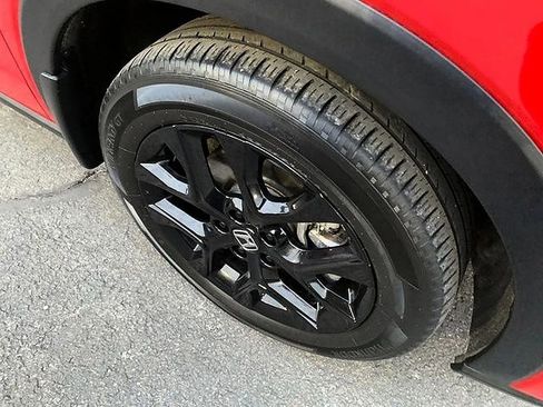 Used 2024 Honda HR-V Sport image 9