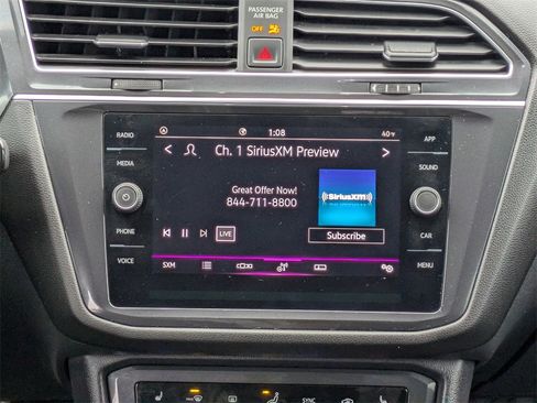 Used 2022 Volkswagen Tiguan SE R-Line image 18