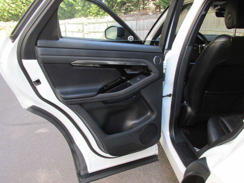 Used 2020 Land Rover Range Rover Evoque S image 59