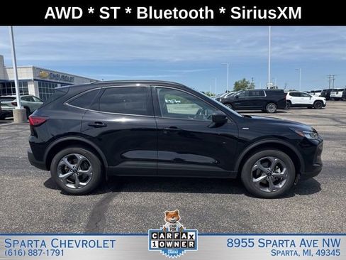 Used 2025 Ford Escape ST-Line AWD/4WD image 2