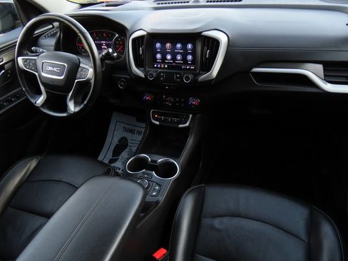 Used 2022 GMC Terrain SLT w/ Tech Package image 18