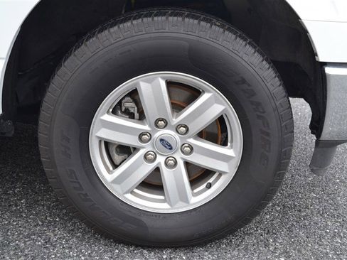 Used 2022 Ford F150 XLT image 34