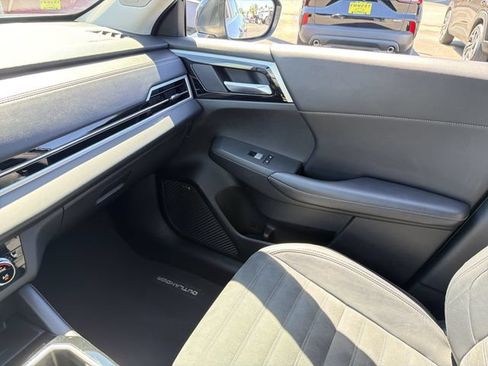 Used 2025 Mitsubishi Outlander SE AWD/4WD image 25