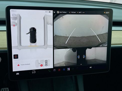 Used 2023 Tesla Model Y Performance AWD/4WD image 10