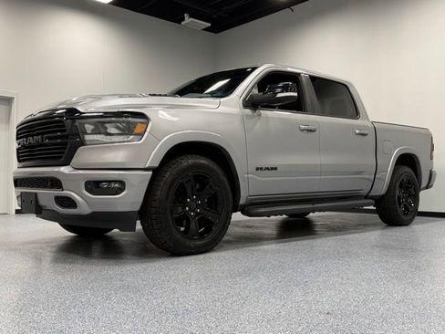 Used 2022 RAM 1500 Laramie AWD/4WD image 5