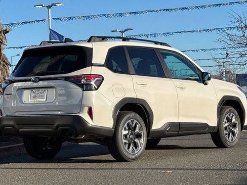 New 2026 Subaru Forester Premium image 4