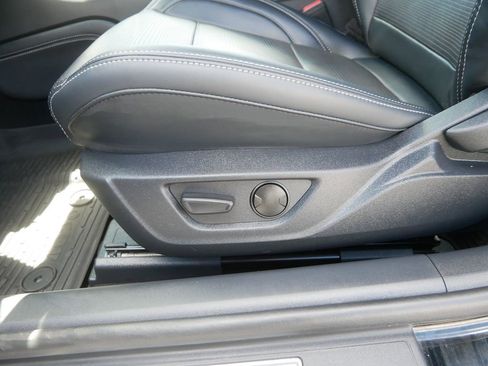 Used 2024 Ford Mustang Premium RWD image 21