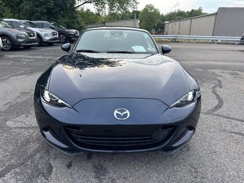 Used 2025 MAZDA MX-5 Miata Grand Touring RWD image 2