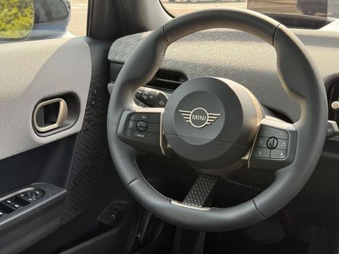 Used 2026 MINI Cooper S FWD image 8