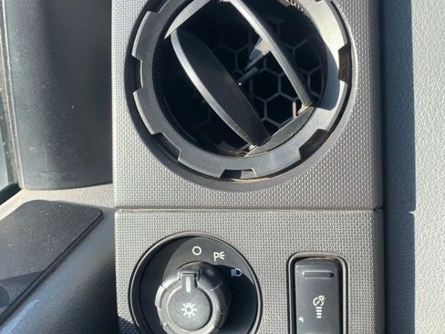 Used 2014 Ford F250 XL w/ Power Equipment Group image 21