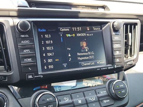 Used 2016 Toyota RAV4 SE w/ Advanced Technology Package FWD image 17