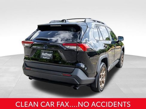 Used 2023 Toyota RAV4 AWD Hybrid image 6