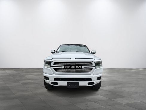 Used 2022 RAM 1500 Laramie AWD/4WD image 2