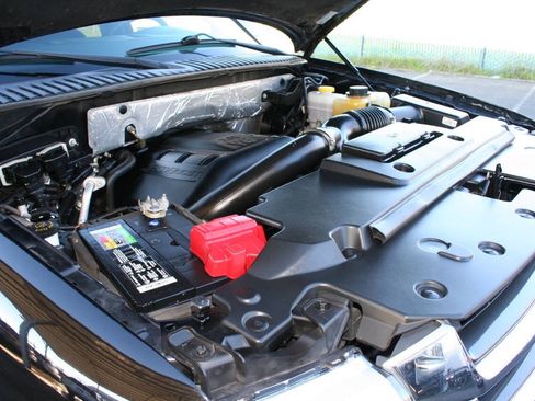 Used 2016 Ford Expedition EL XLT w/ Equipment Group 202A image 28