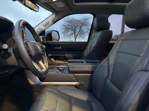 Used 2024 Toyota Tundra Limited image 10
