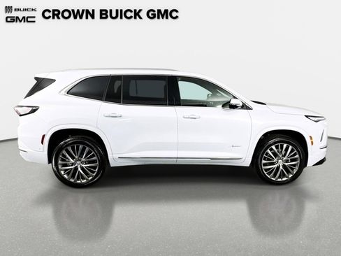 New 2026 Buick Enclave Avenir FWD image 4