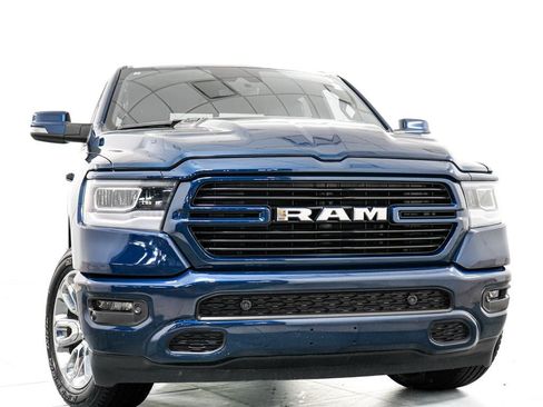 Used 2023 RAM 1500 Laramie AWD/4WD image 3
