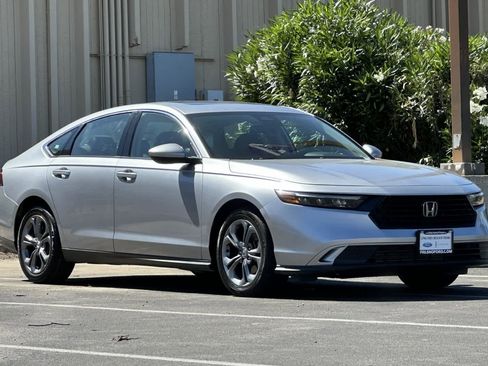 Used 2023 Honda Accord EX image 9