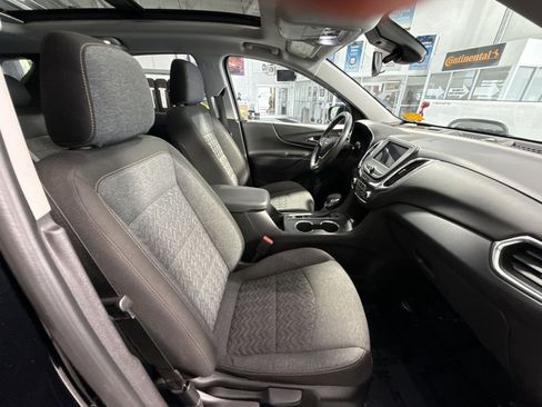 Used 2022 Chevrolet Equinox LT FWD image 28