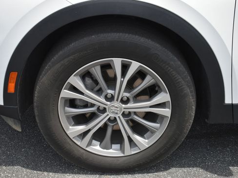 Used 2022 Buick Envision Preferred FWD image 11