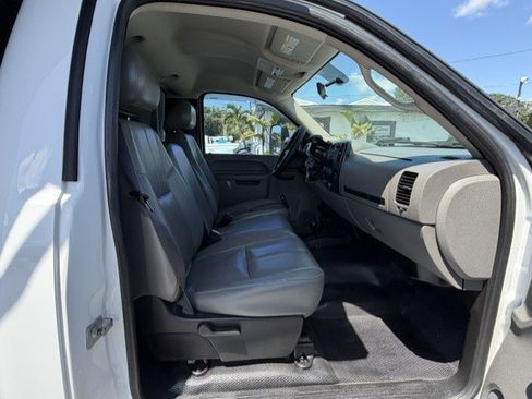 Used 2011 GMC Sierra 3500 W/T AWD/4WD image 16
