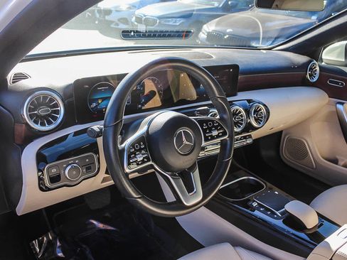 Used 2022 Mercedes-Benz A 220 image 17