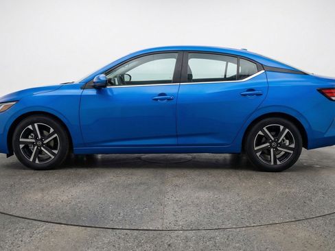 Used 2025 Nissan Sentra SV FWD image 5
