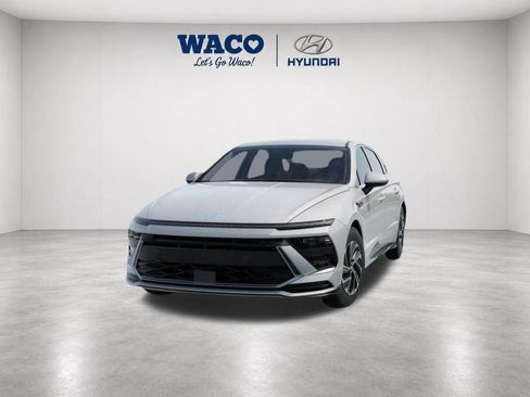 Used 2026 Hyundai Sonata Blue FWD image 2