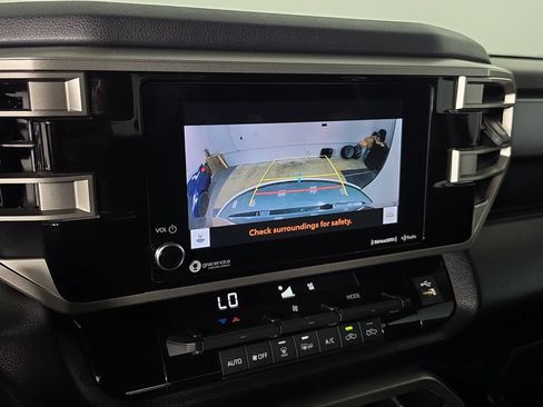 Used 2023 Toyota Tundra SR5 w/ SR5 Convenience Package AWD/4WD image 19
