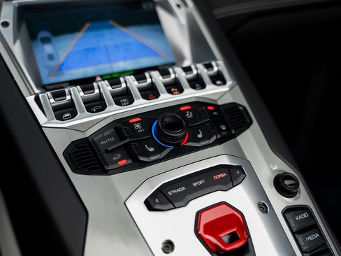 Used 2016 Lamborghini Aventador LP 700-4 AWD/4WD image 45
