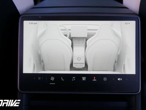 Used 2024 Tesla Model 3 Performance image 32