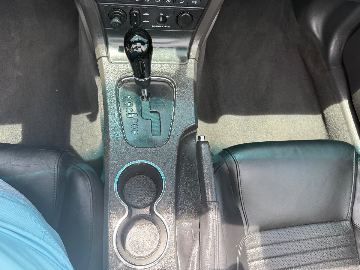Used 2002 Ford Thunderbird RWD image 26
