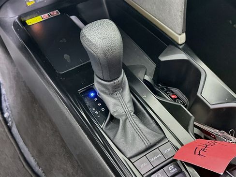 Used 2025 Toyota Camry LE FWD image 21