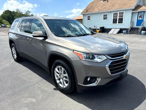 Used 2019 Chevrolet Traverse LT image 8
