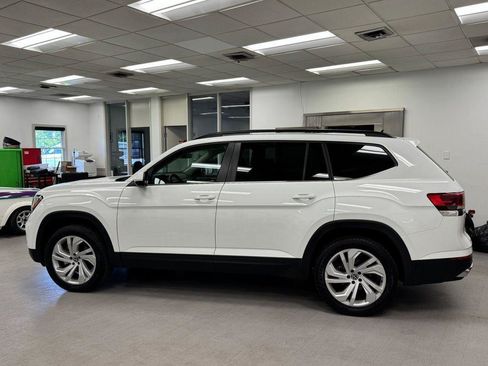 Used 2022 Volkswagen Atlas SE AWD/4WD image 2