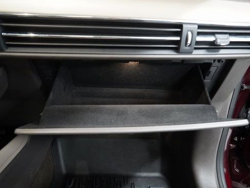 Used 2020 Lincoln Corsair Reserve w/ Elements Package image 29