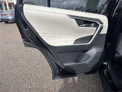 New 2025 Toyota RAV4 XLE image 12