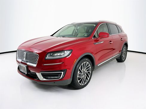 Used 2020 Lincoln Nautilus Reserve w/ Equipment Group 201A image 3