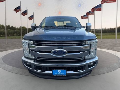 Used 2017 Ford F250 Lariat w/ Chrome Package AWD/4WD image 2