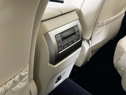 Used 2021 Lexus GX 460 Premium image 26