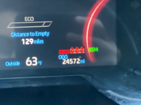 Used 2025 Toyota RAV4 LE AWD/4WD image 21
