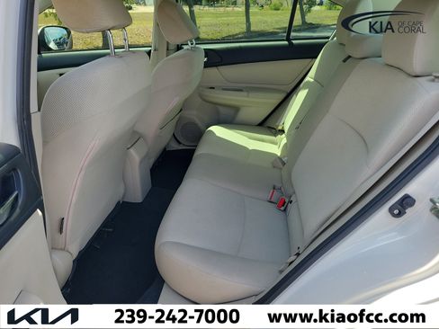 Used 2014 Subaru Impreza 2.0i Premium AWD/4WD image 12