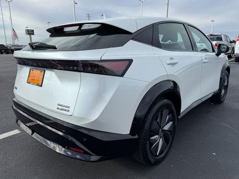 Used 2024 Nissan Ariya AWD image 3