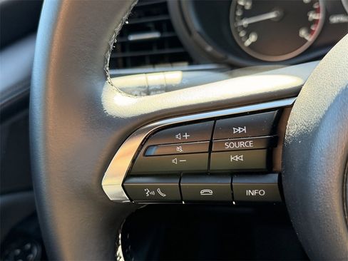 Certified 2025 MAZDA MAZDA3 s Sport image 16