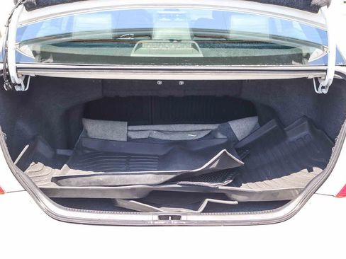 Used 2012 Toyota Camry SE FWD image 27