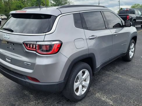 Used 2020 Jeep Compass Latitude w/ Cold Weather Group AWD/4WD image 6