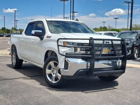 Used 2021 Chevrolet Silverado 1500 LT AWD/4WD image 2
